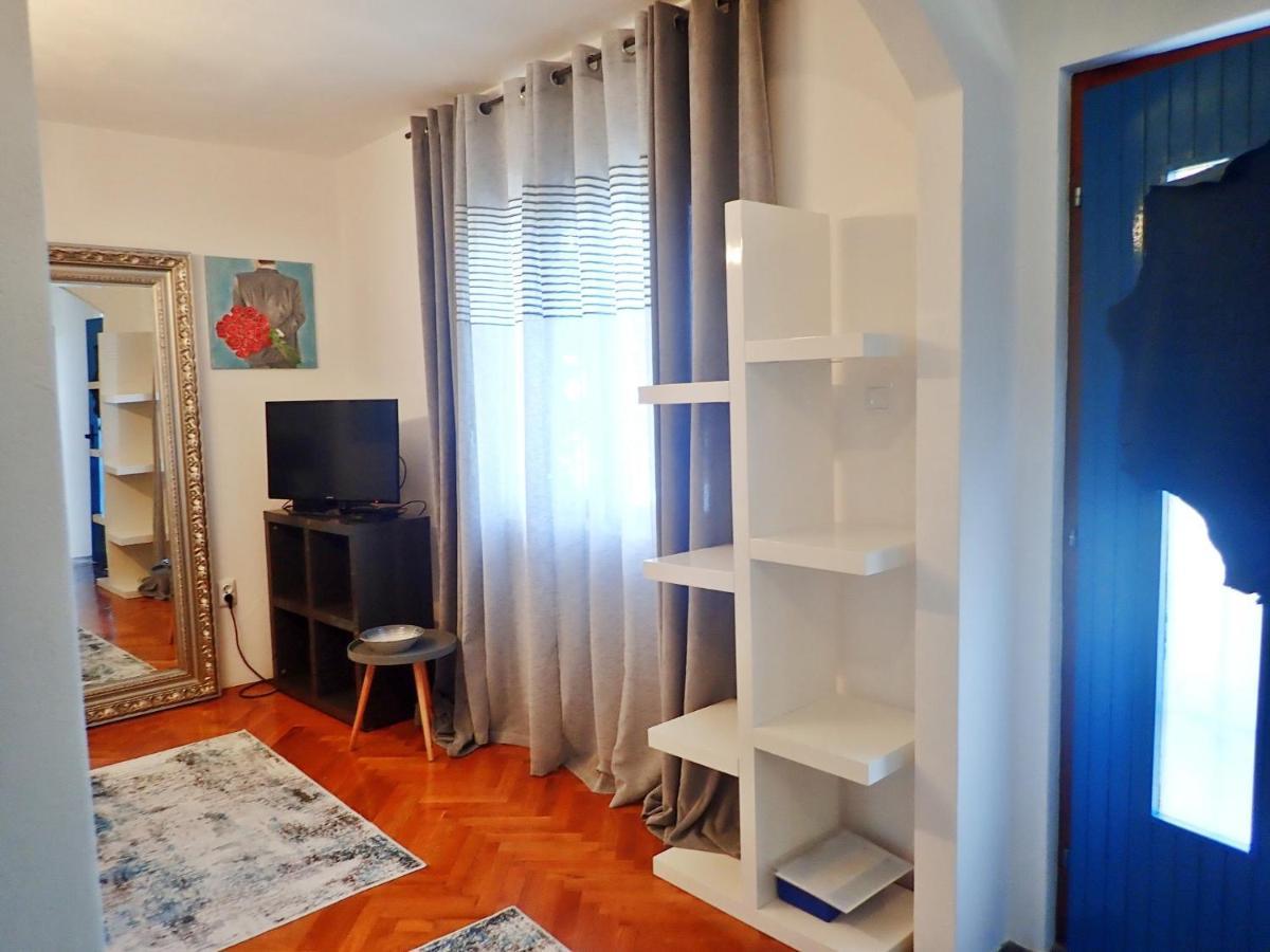 Studio Mare -30 M From A Lonely Beach Baric Draga Bagian luar foto