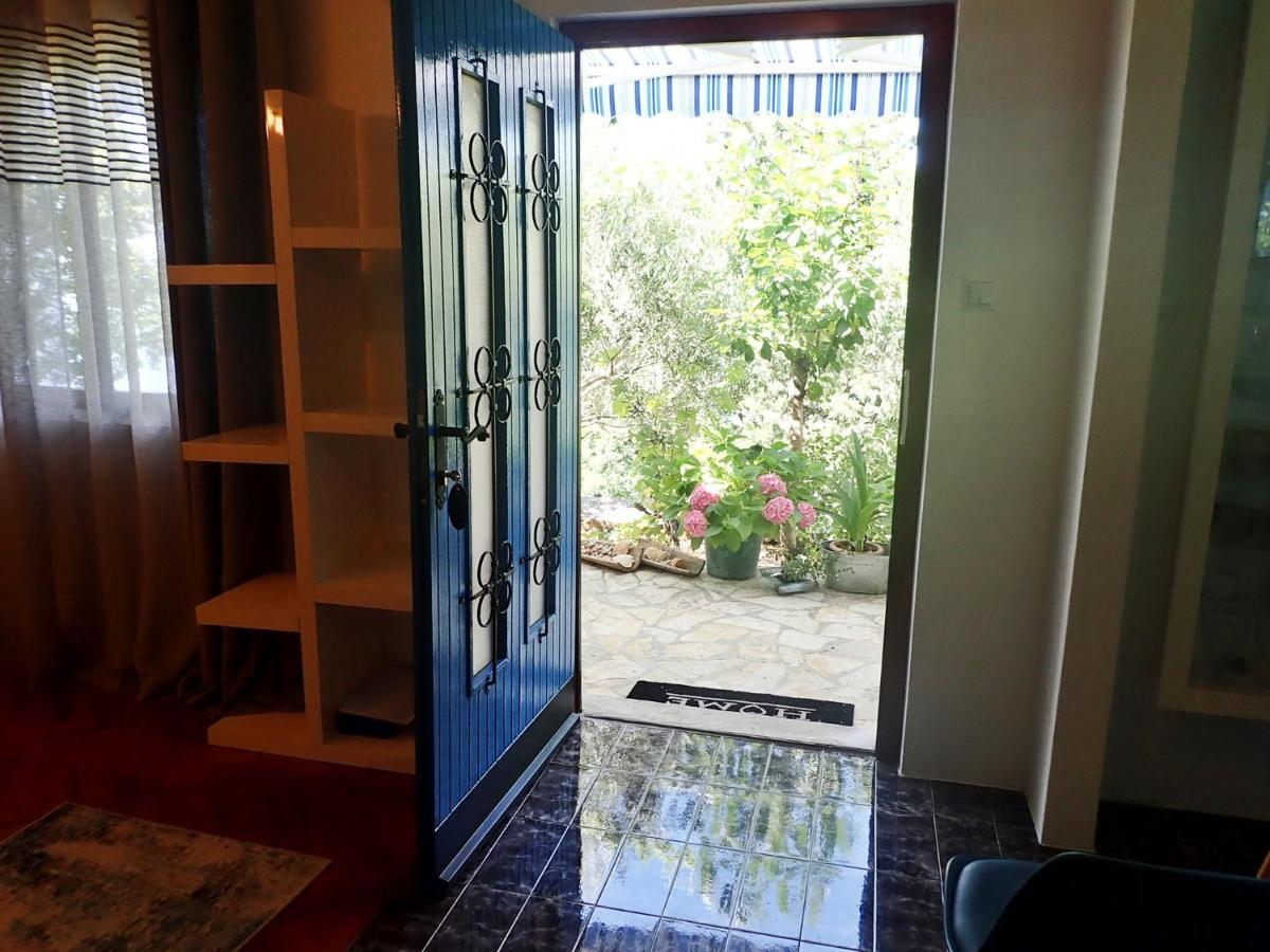 Studio Mare -30 M From A Lonely Beach Baric Draga Bagian luar foto